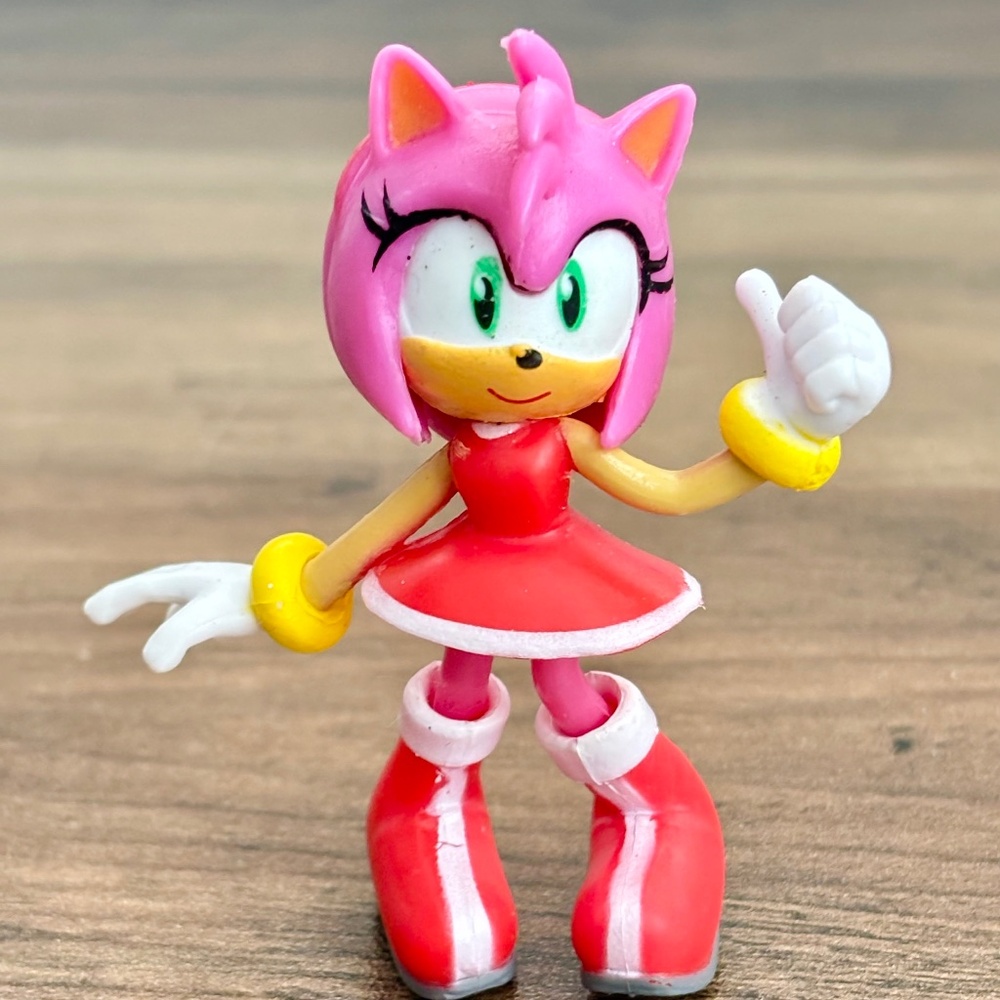 SEGA Sonic The Hedgehog Pink AMY ROSE 2.5" Mini Figure Toy Thumbs Up Cake Topper
